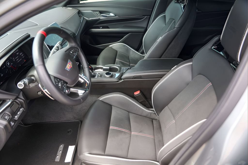 Certified 2023 Cadillac CT4 V Blackwing w/ Driver Assist Package RWD image 9