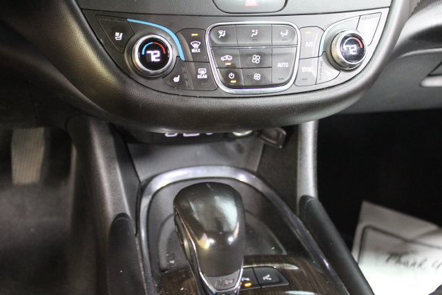 Used 2021 Chevrolet Malibu Premier w/ LPO, Floor Liner Package FWD image 18