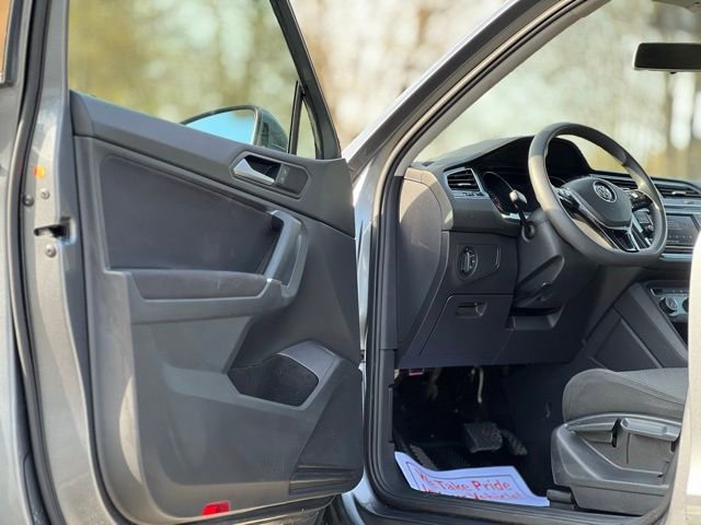 Used 2020 Volkswagen Tiguan S FWD image 9