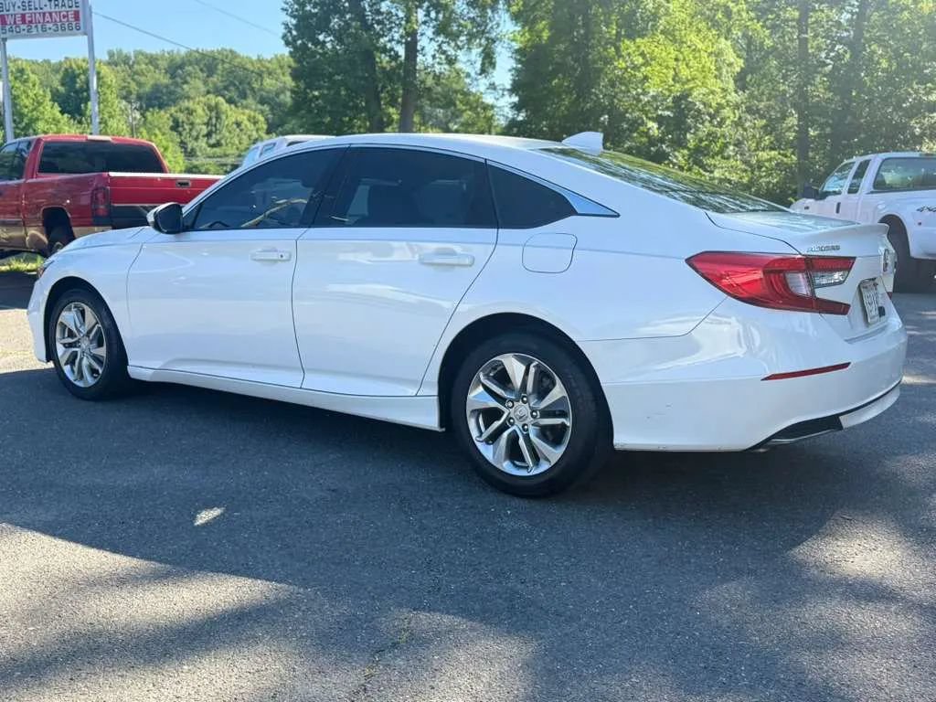 Used 2018 Honda Accord LX image 5