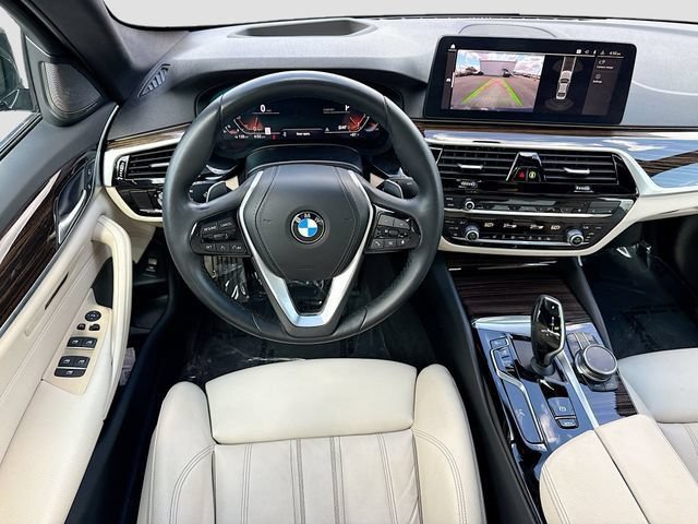 Used 2023 BMW 530i w/ Premium Package RWD image 18