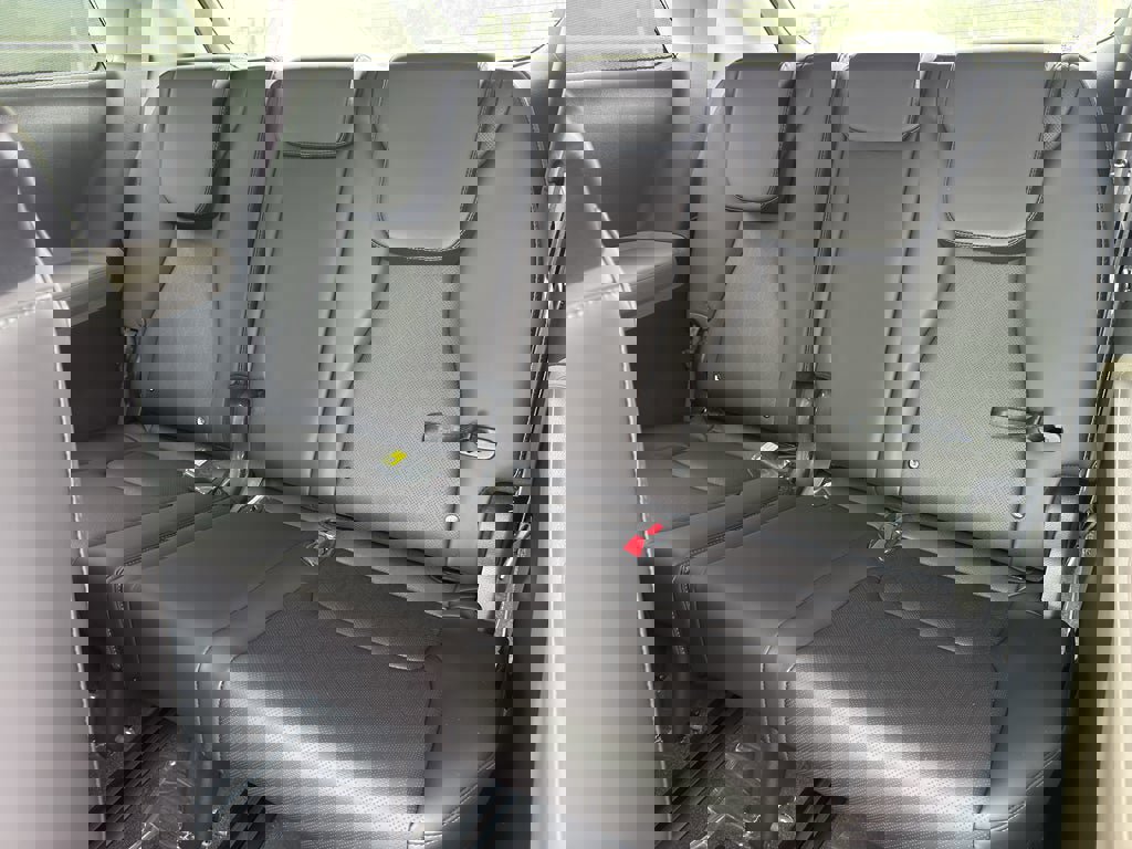 New 2026 Kia Carnival EX image 19