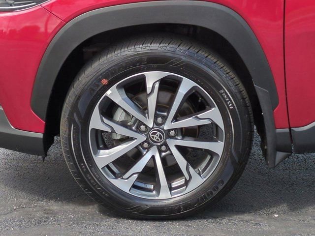 Certified 2025 Toyota Corolla Cross XLE w/ Convenience Package AWD/4WD image 7