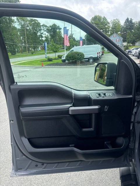 Used 2020 Ford F150 XLT w/ Equipment Group 302A Luxury AWD/4WD image 16