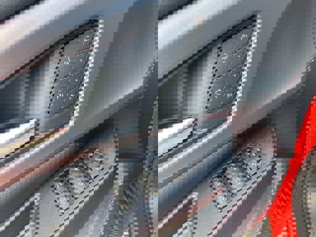 New 2025 Chevrolet Equinox EV RS image 10