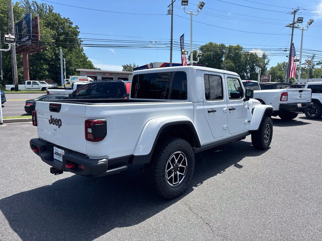 New 2026 Jeep Gladiator Rubicon w/ Steel Power Dome Hood Package AWD/4WD image 5
