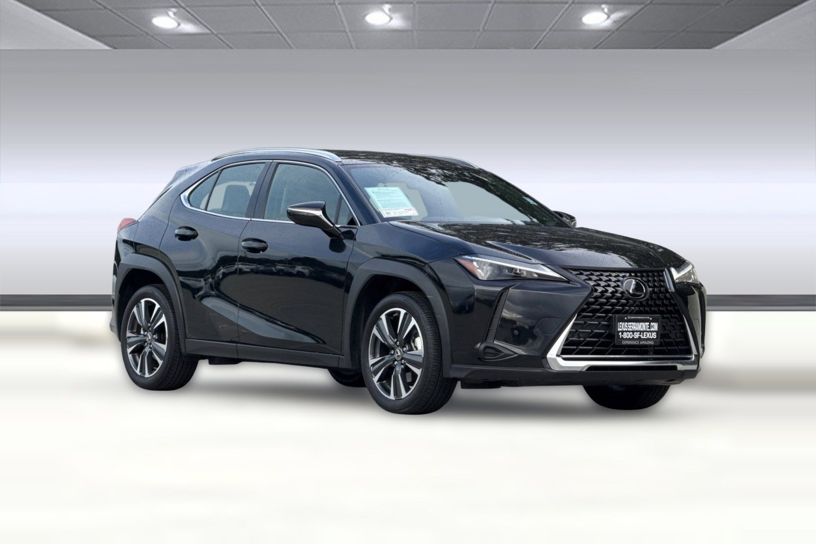 Used 2024 Lexus UX 250h FWD image 7