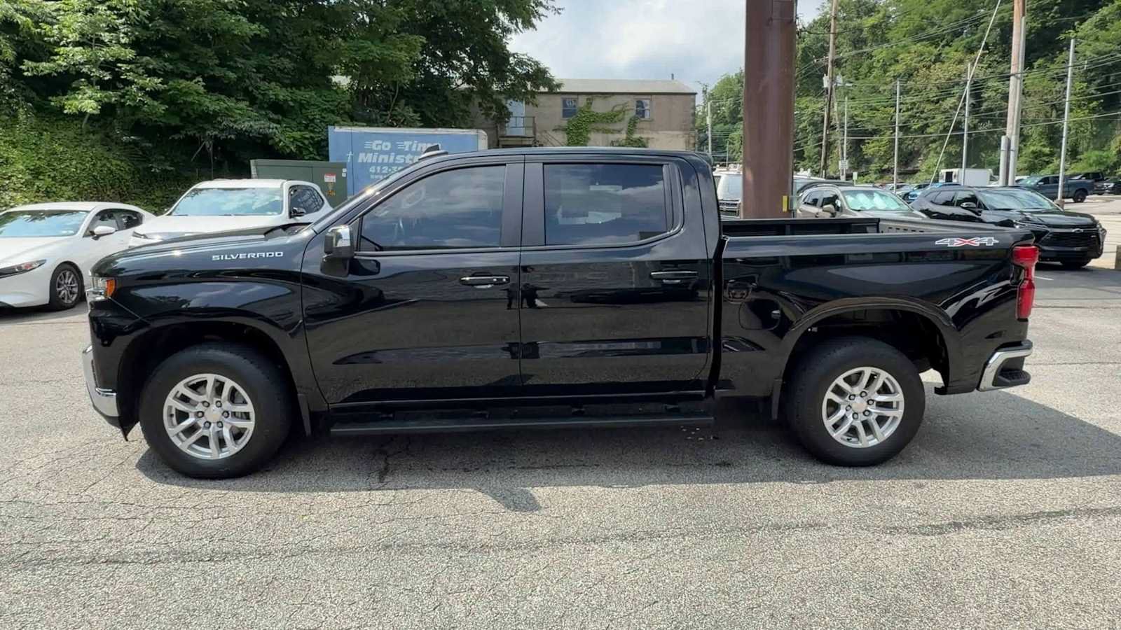Certified 2021 Chevrolet Silverado 1500 LT AWD/4WD image 10