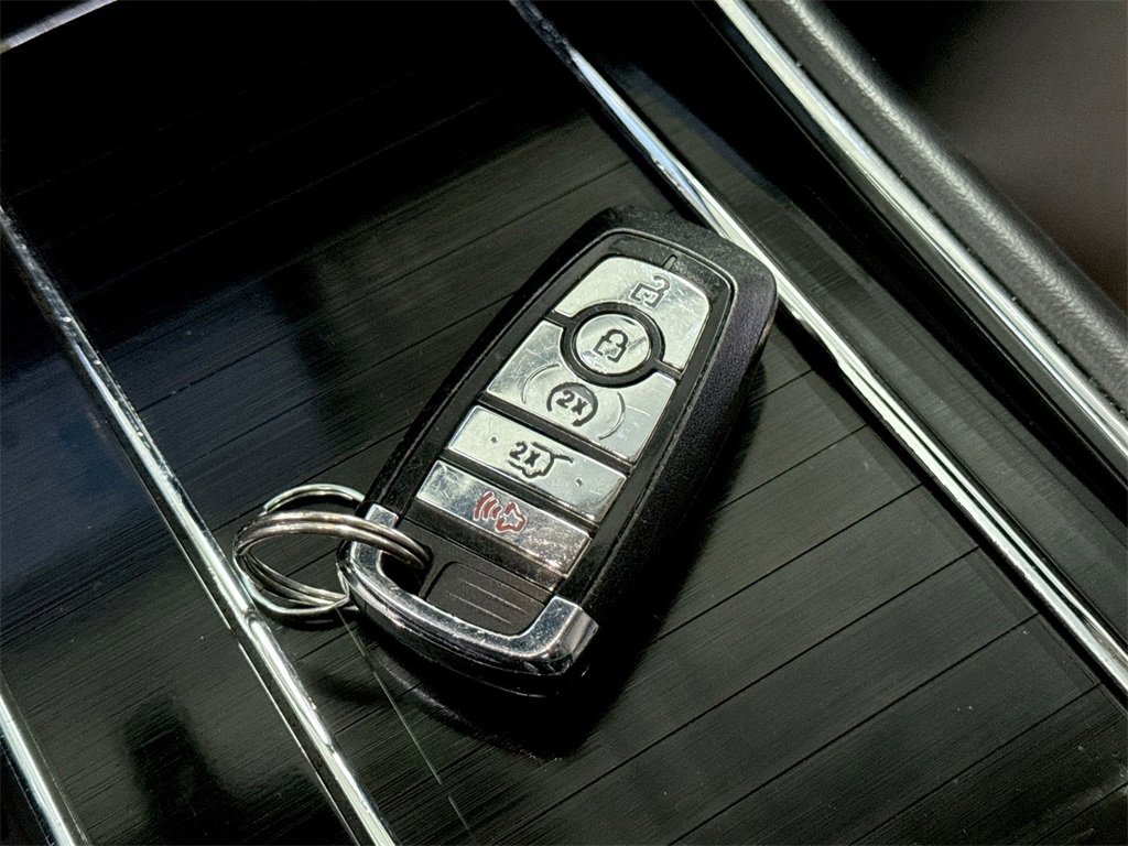 Used 2022 Lincoln Aviator AWD w/ Premium Package image 32