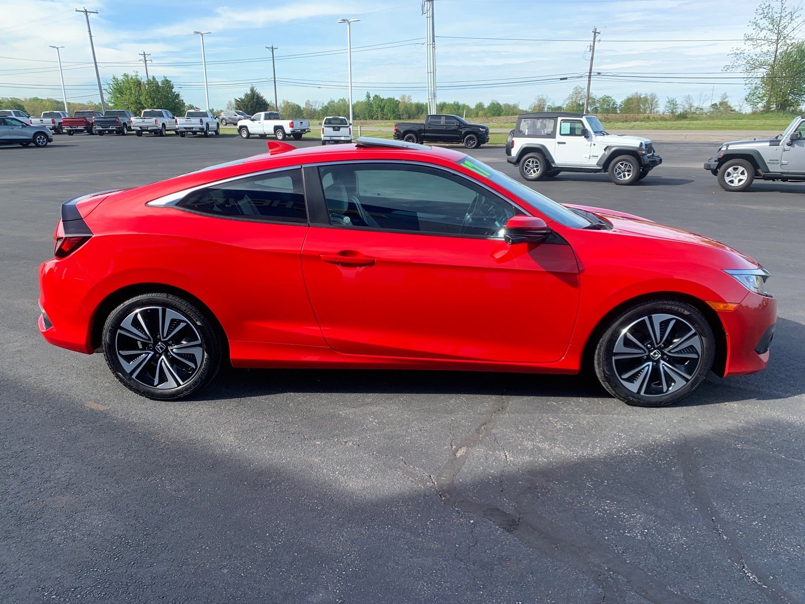 Used 2017 Honda Civic EX-T image 3