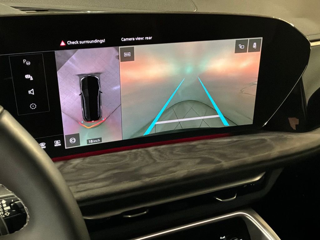 Certified 2025 Audi Q5 Premium w/ Convenience Package image 5