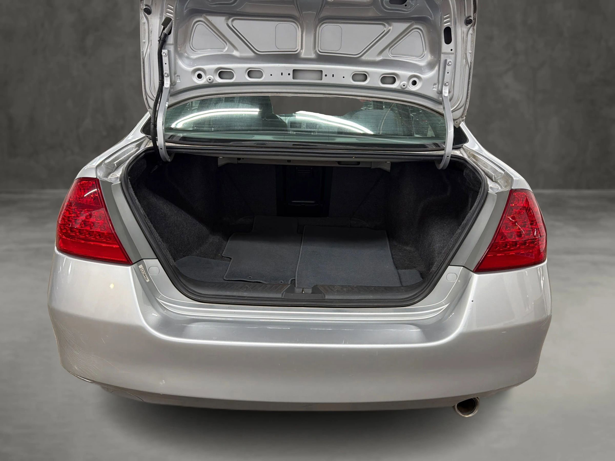 Used 2007 Honda Accord SE image 10