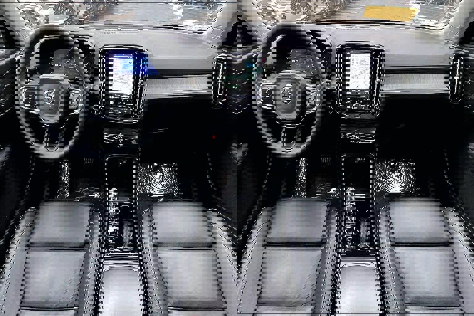 Certified 2024 Volvo XC40 B5 Plus w/ Protection Package Premier image 14