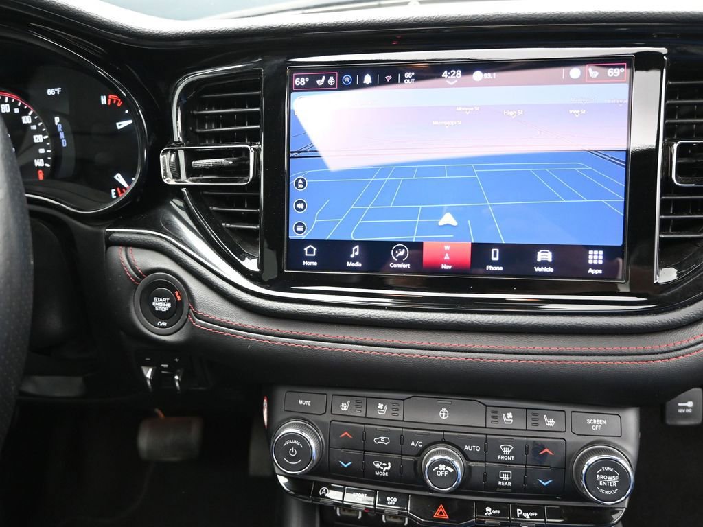 Used 2024 Dodge Durango GT image 29