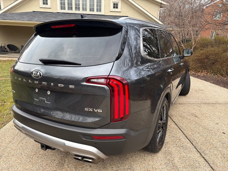 Used 2020 Kia Telluride SX w/ SX Prestige Package image 5