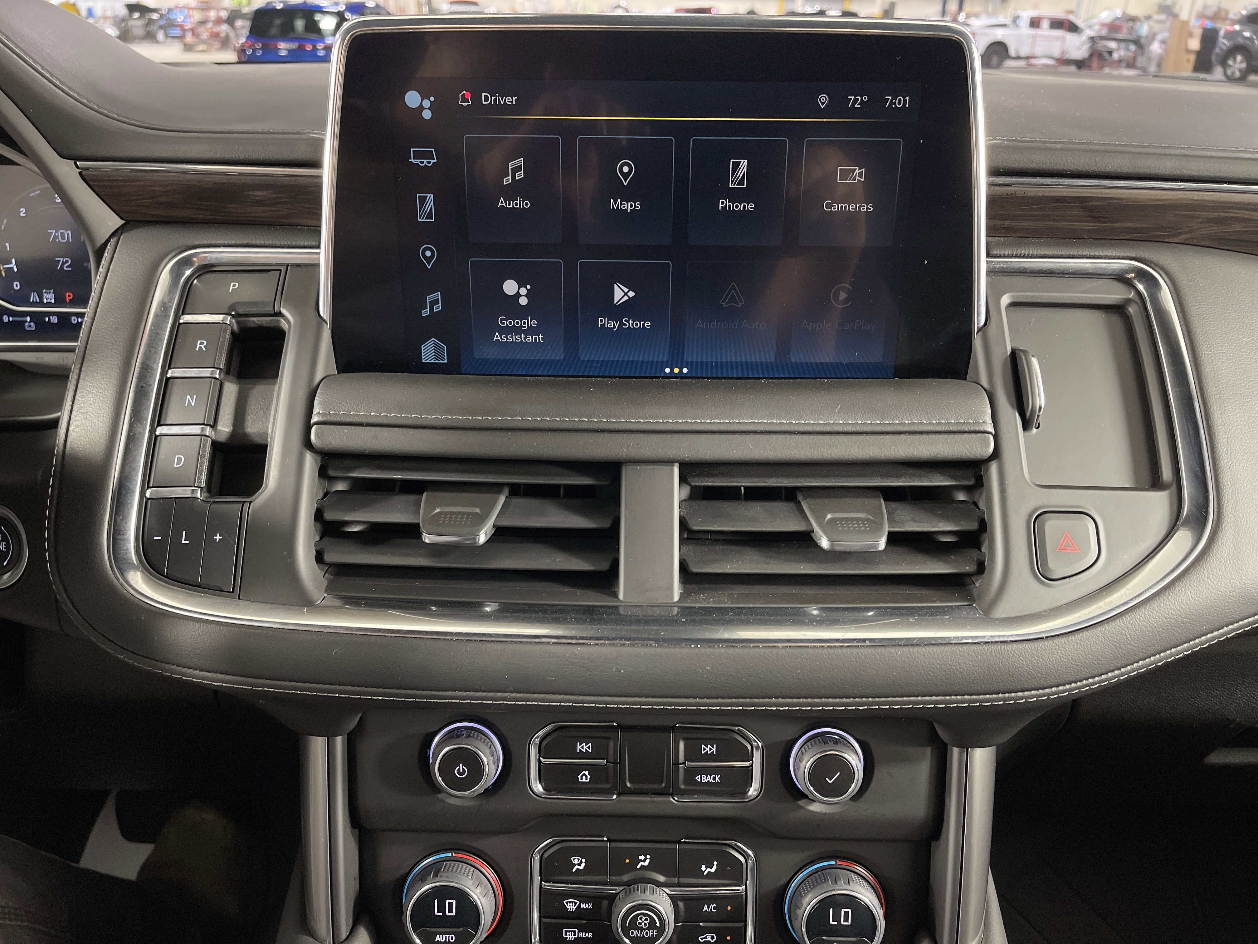 Used 2023 Chevrolet Suburban LT image 23