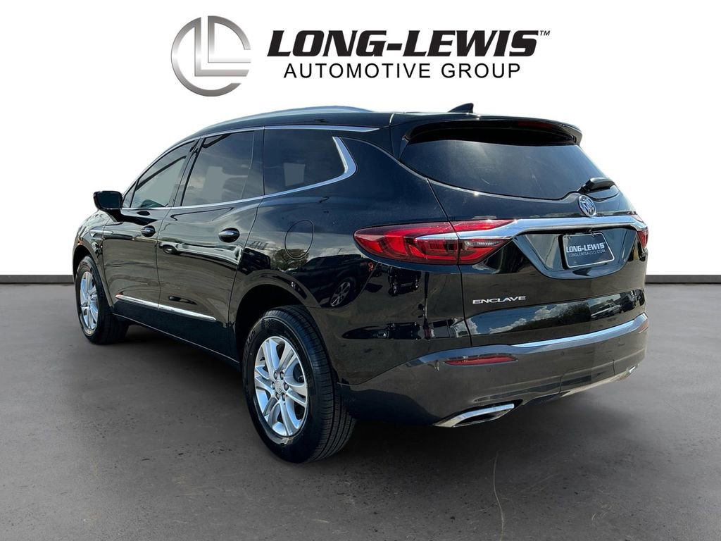 Used 2020 Buick Enclave Essence image 4