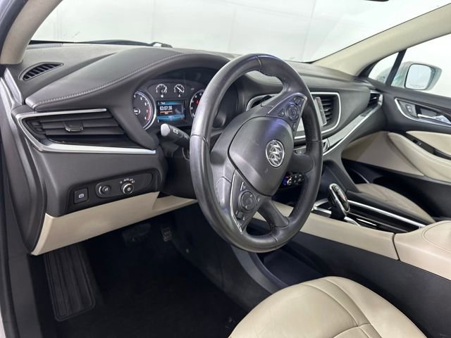 Used 2018 Buick Enclave Essence image 13