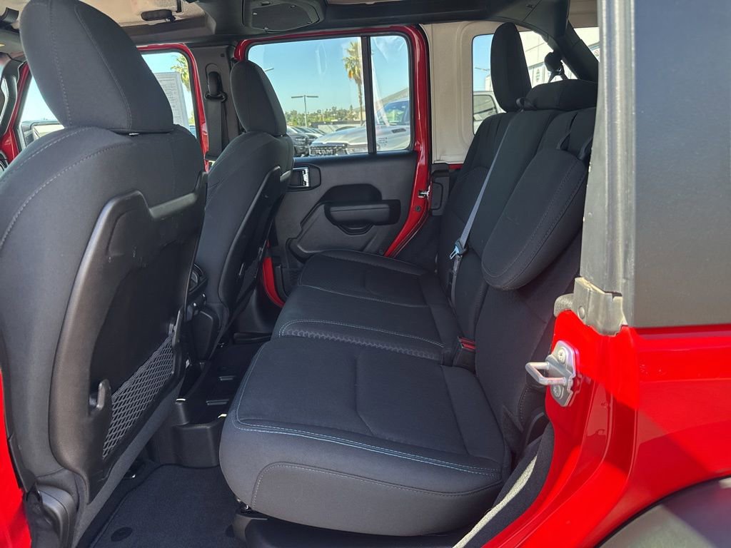 Certified 2025 Jeep Wrangler Unlimited Rubicon 4xe w/ Safety Group image 16