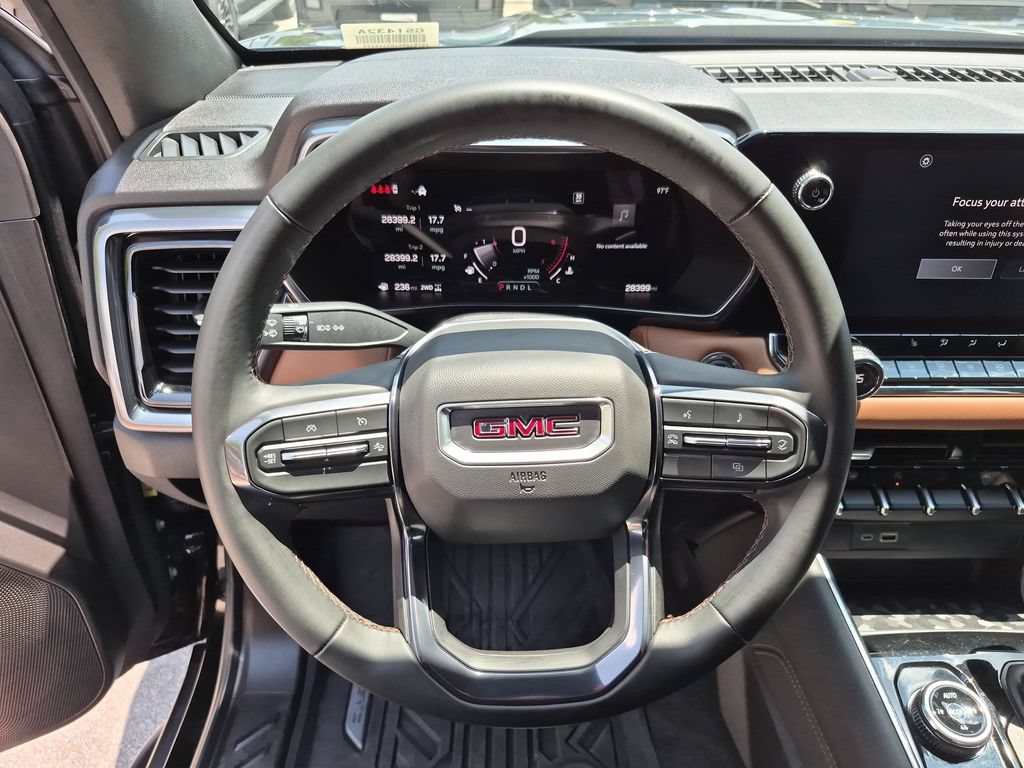 Used 2025 GMC Canyon AT4 w/ Nightfall Edition AWD/4WD image 25