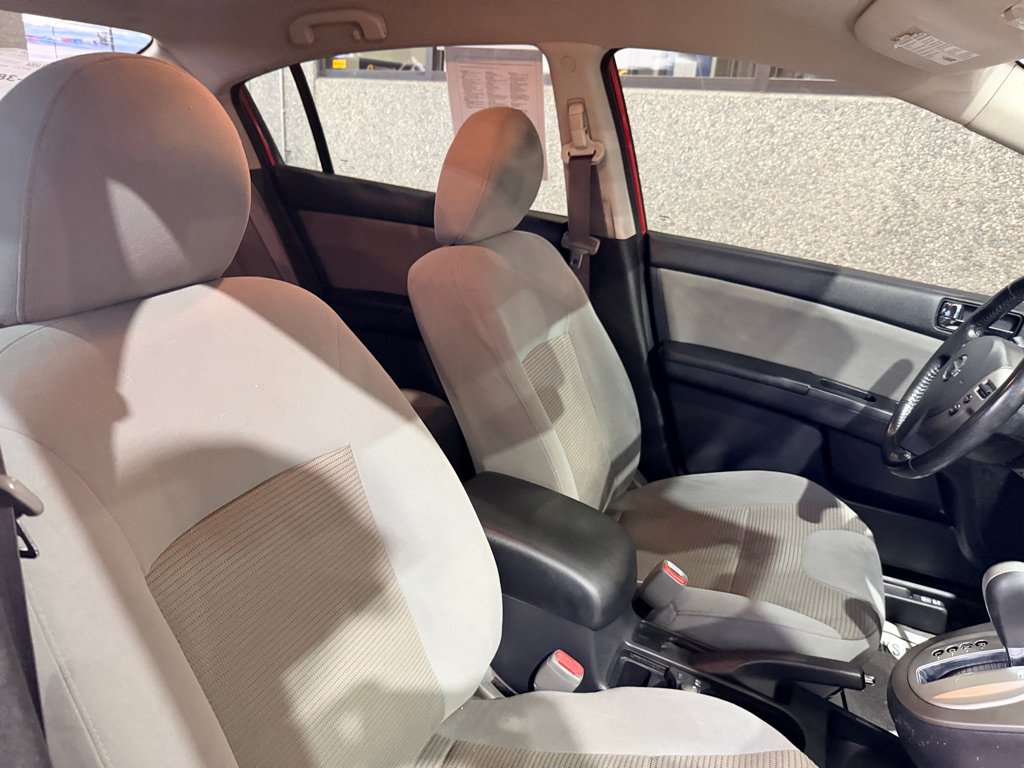 Used 2012 Nissan Sentra 2.0 SR w/ Convenience Pkg image 17