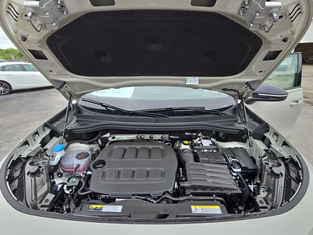 New 2026 Volkswagen Tiguan SE R-Line AWD/4WD image 26