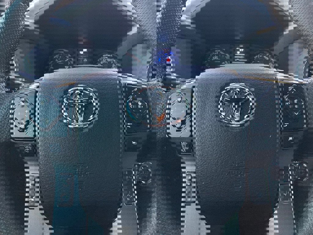 Certified 2023 Toyota Tacoma TRD Off-Road w/ Technology Package image 17