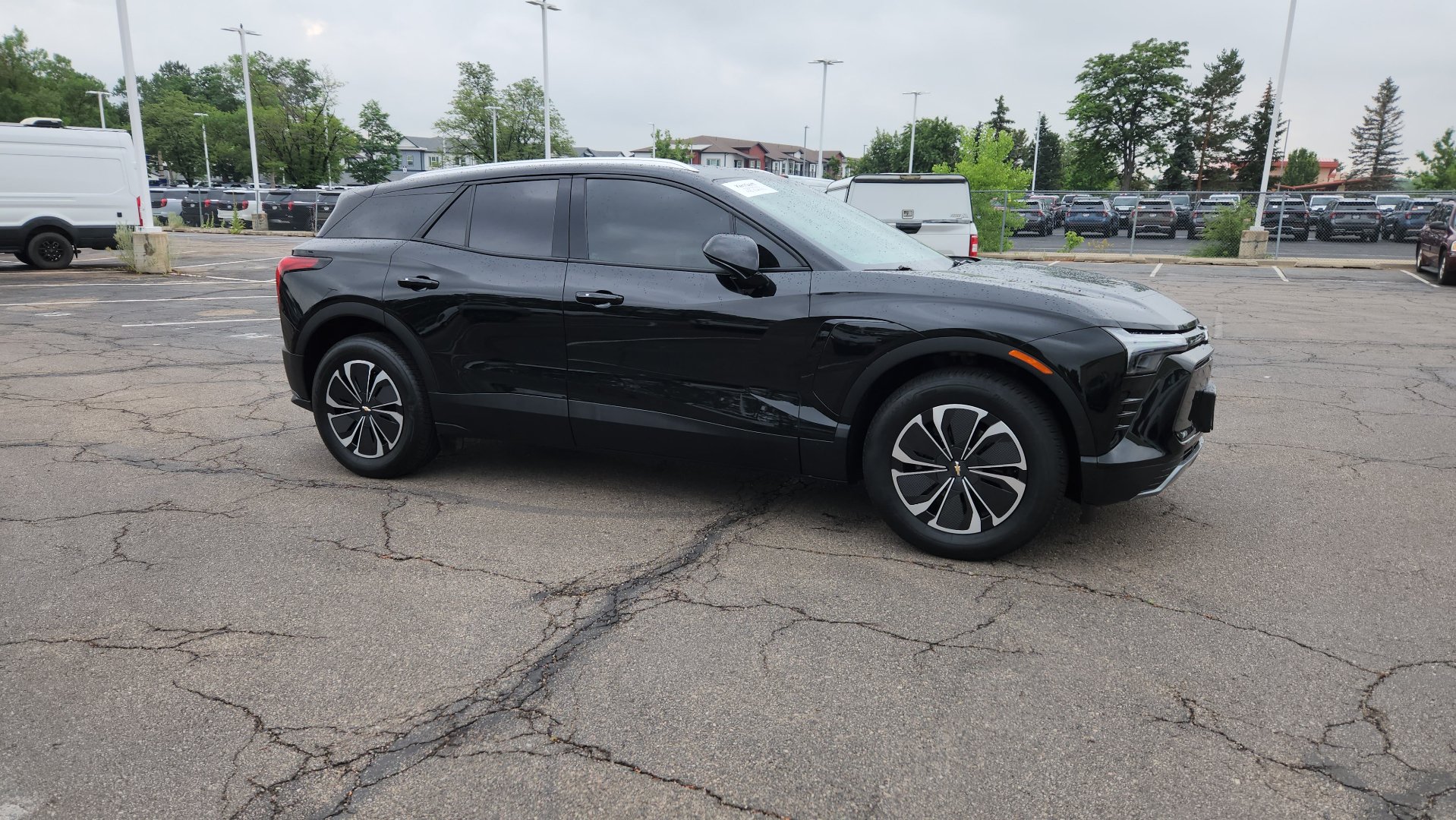 Used 2024 Chevrolet Blazer EV LT AWD/4WD image 11