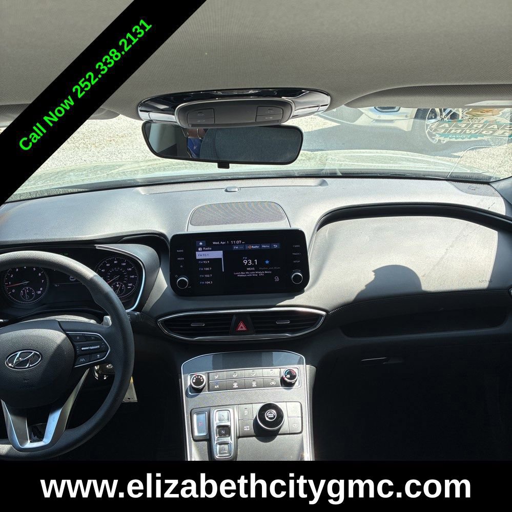 Used 2023 Hyundai Santa Fe SE image 8