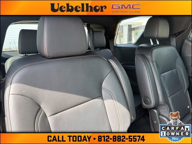 Used 2023 Chevrolet Traverse LT image 5