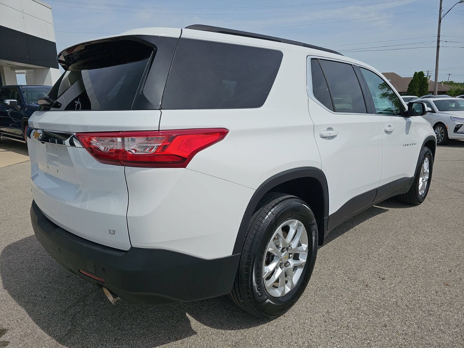 Used 2019 Chevrolet Traverse LT FWD image 7