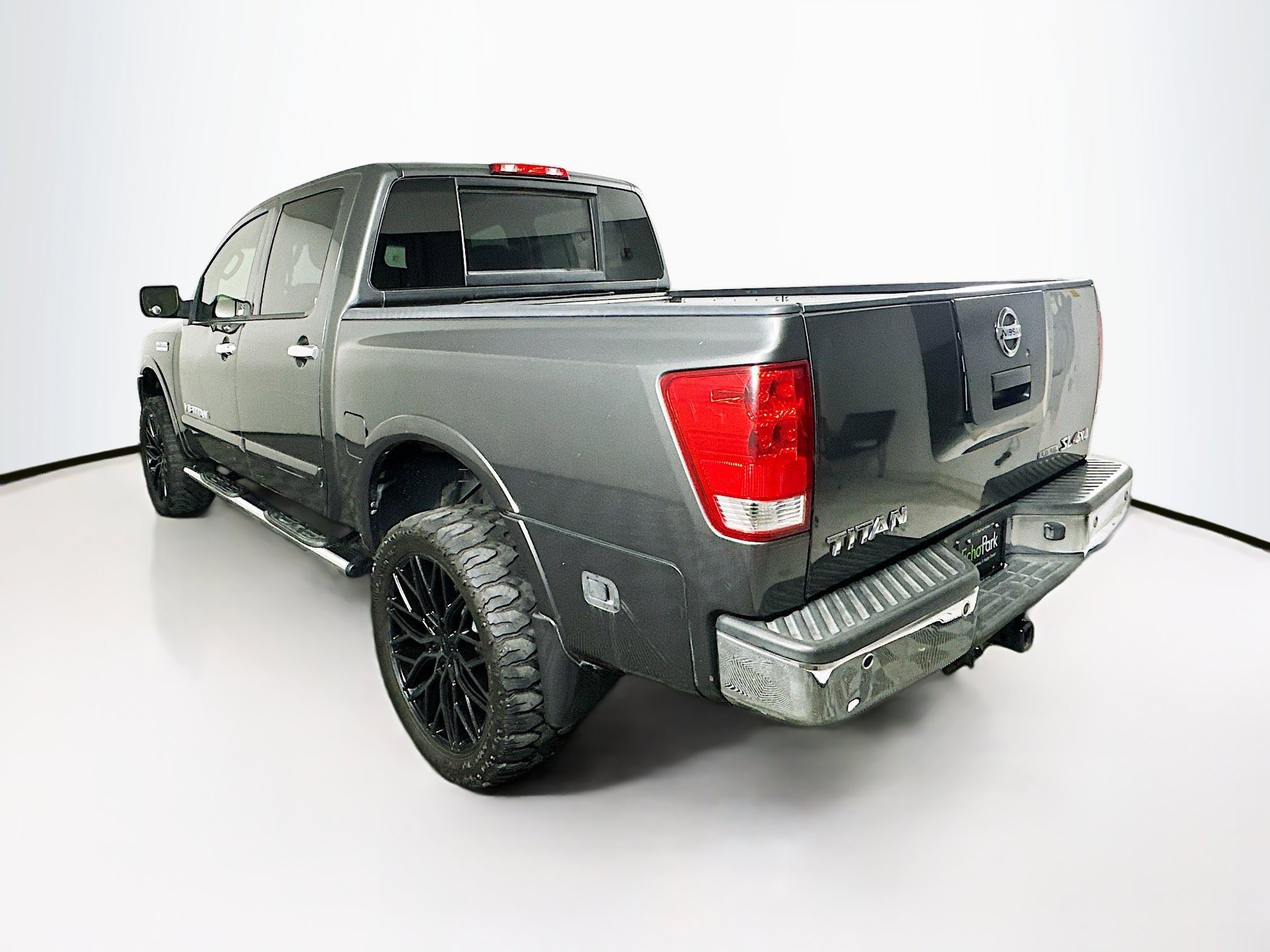 Used 2011 Nissan Titan SL w/ Heavy Metal Edition Pkg AWD/4WD image 5