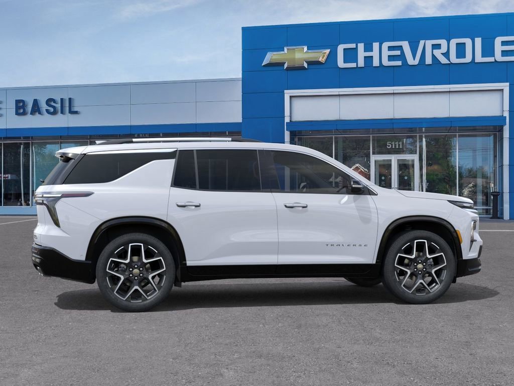 New 2026 Chevrolet Traverse High Country w/ LPO, Floor Liner Package AWD/4WD image 5