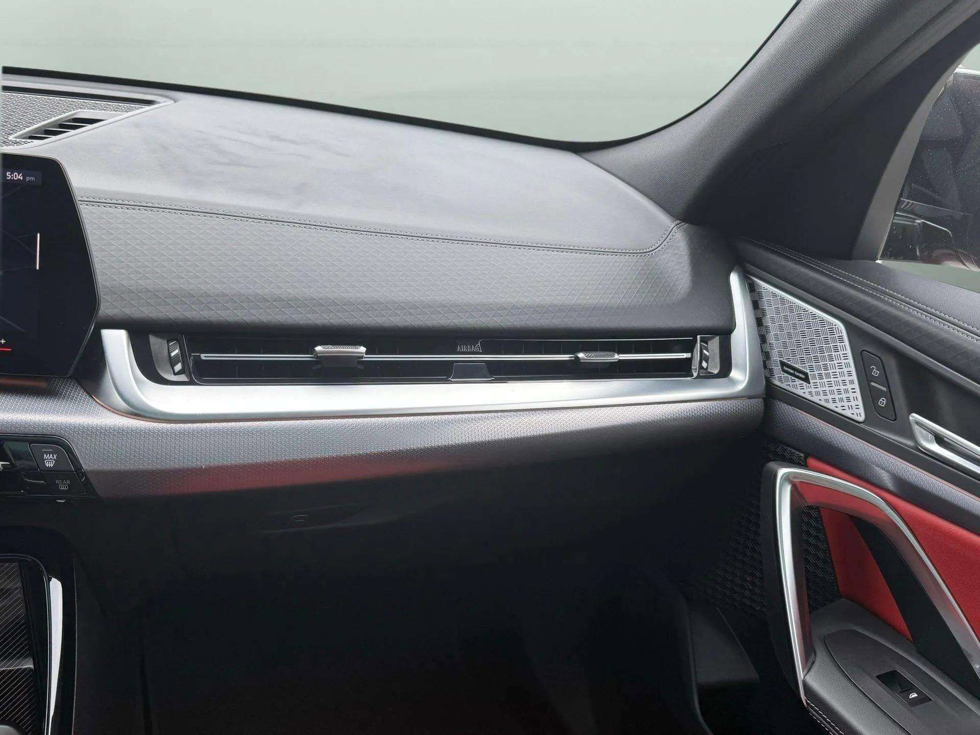 Used 2025 BMW X2 M35i image 52