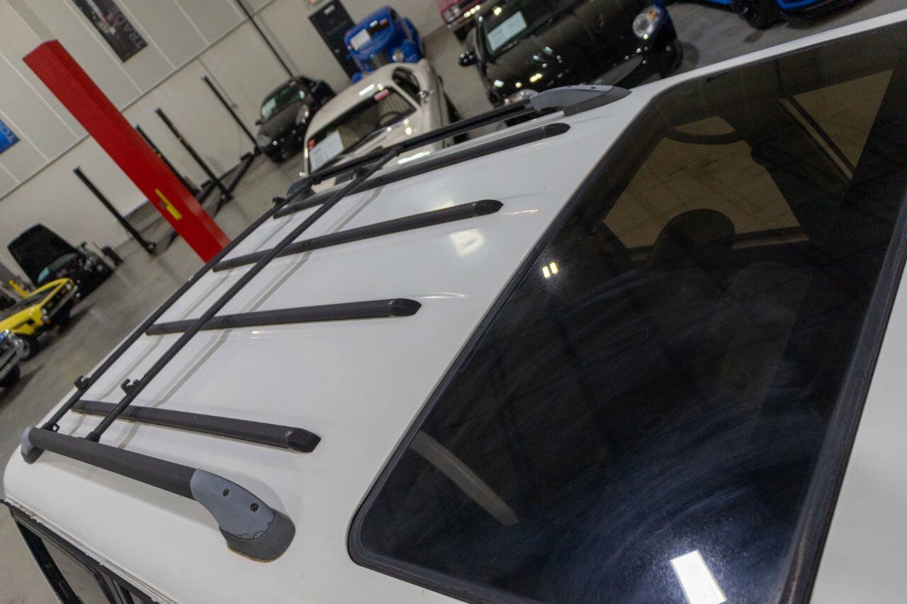 Used 1993 Toyota Land Cruiser image 18