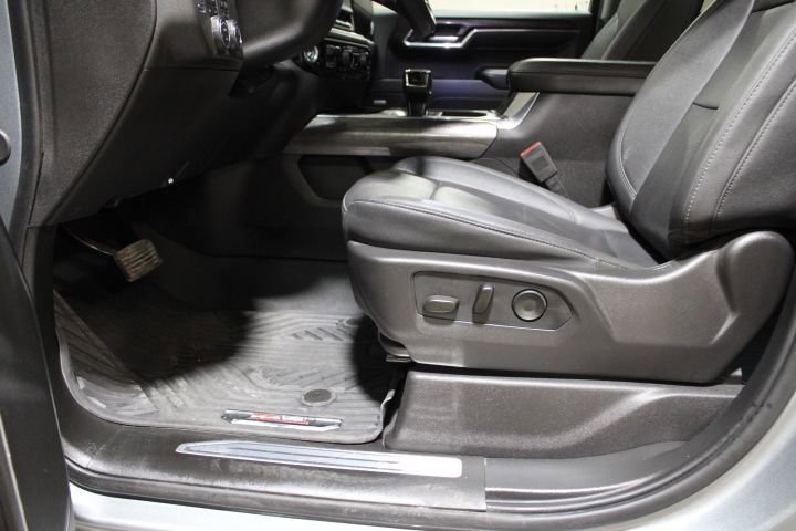 Used 2024 Chevrolet Silverado 1500 LTZ w/ LTZ Premium Package image 19