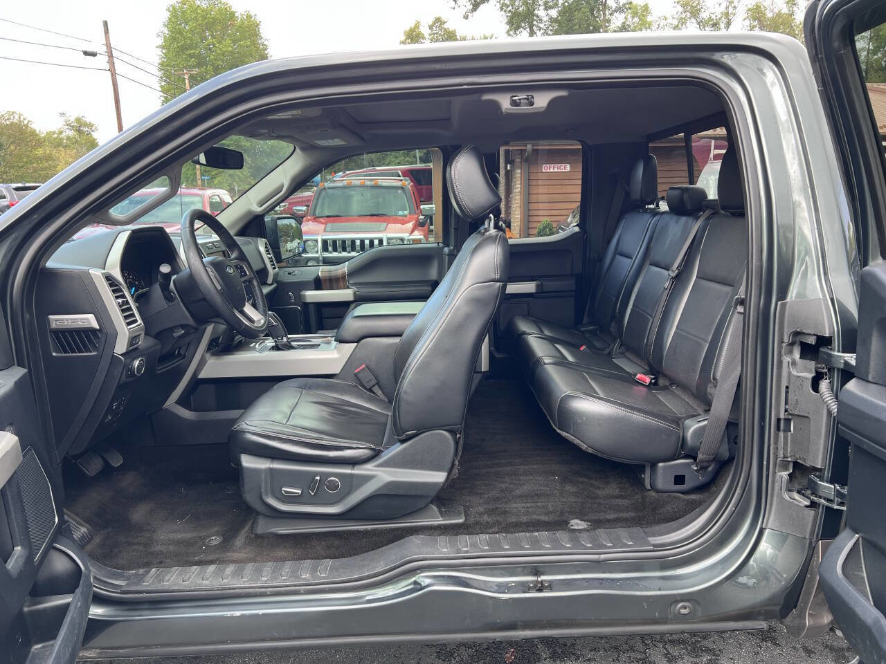 Used 2015 Ford F150 Lariat w/ Equipment Group 501A Mid image 22