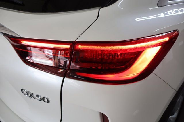 Used 2021 INFINITI QX50 Essential w/ Convenience Package AWD/4WD image 30