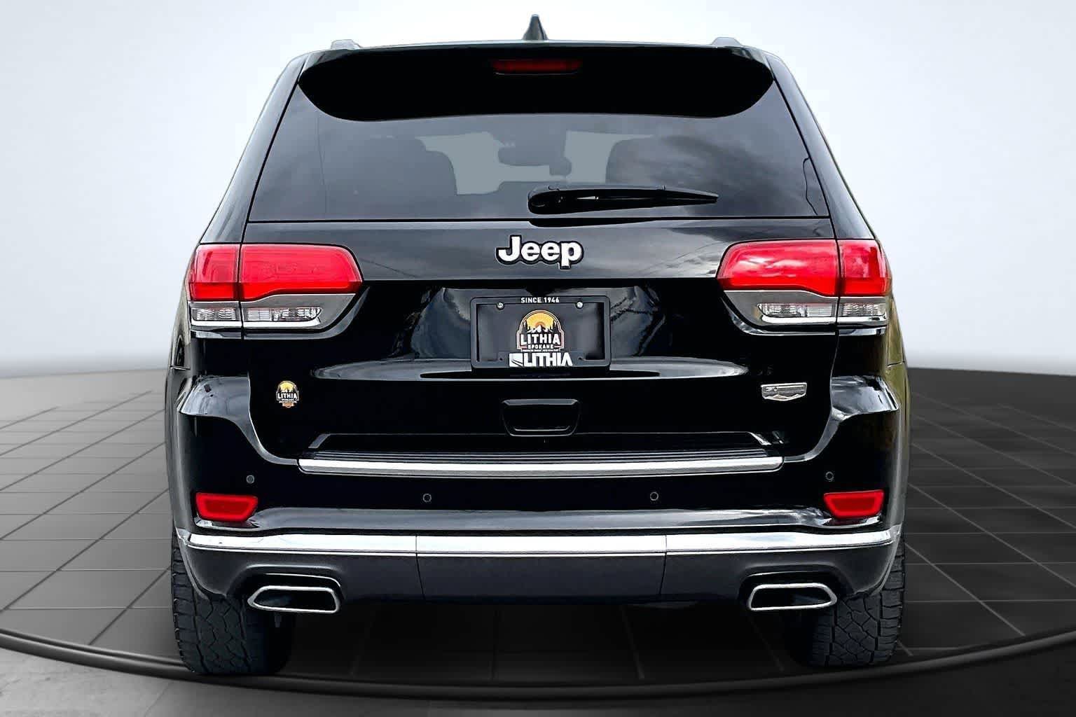 Used 2019 Jeep Grand Cherokee Summit AWD/4WD image 5