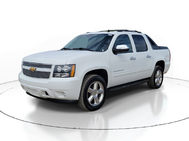 Used 2012 Chevrolet Avalanche LT w/ All-Star Edition AWD/4WD image 2