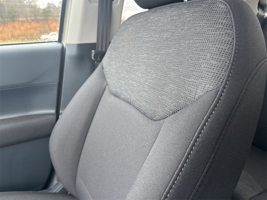 Certified 2025 Ford Maverick XL w/ Equipment Group 102A image 32