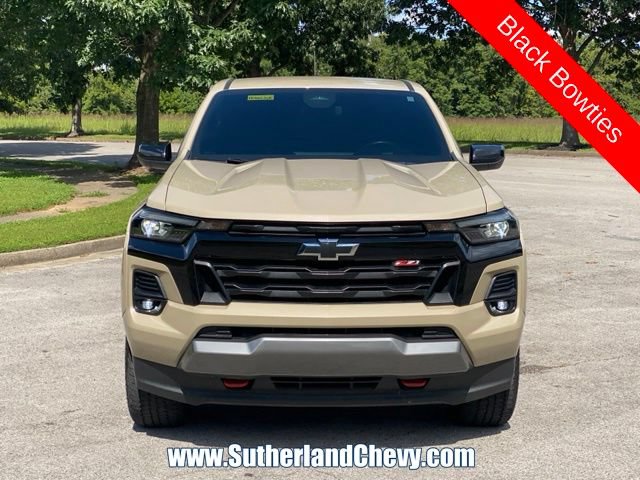 Used 2024 Chevrolet Colorado Z71 w/ LPO, Dark Essentials Package AWD/4WD image 2