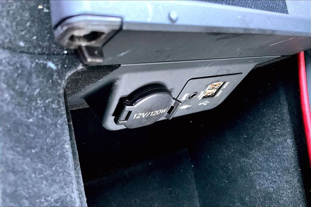 Used 2022 Lexus LS 500 F Sport w/ Accessory Package (Z2) image 15