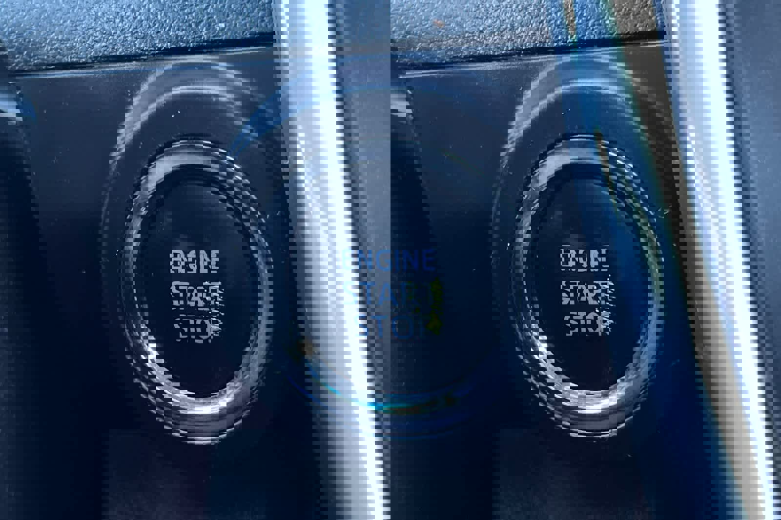 Used 2015 Toyota Camry XSE w/ Advanced Technology Package image 24