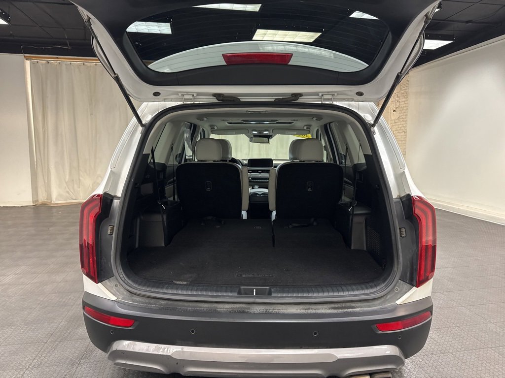 Used 2022 Kia Telluride S image 13