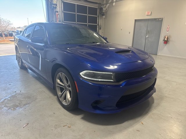 Used 2022 Dodge Charger R/T w/ Navigation & Travel Group image 19