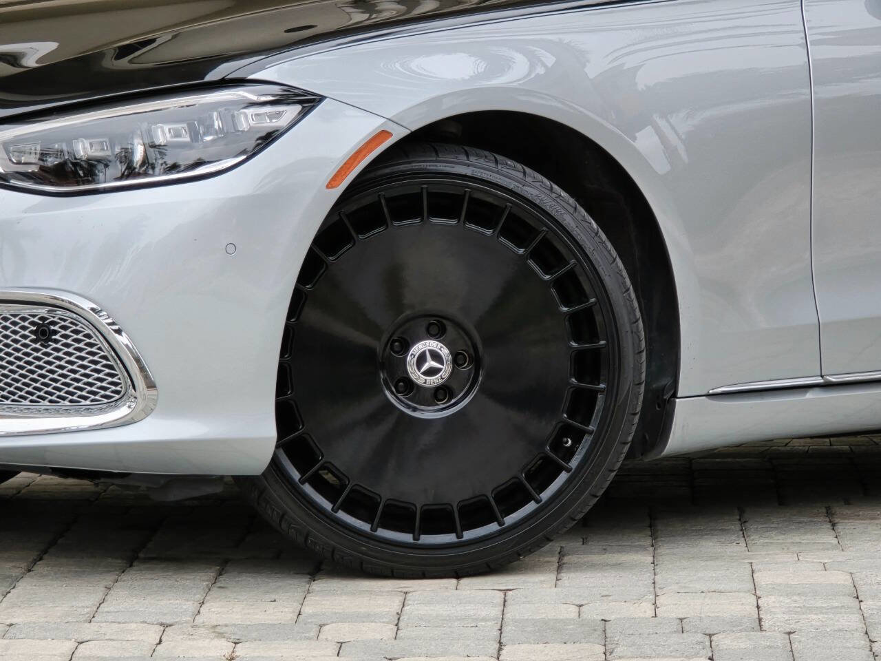 Used 2021 Mercedes-Benz S 580 4MATIC Sedan w/ Warmth & Comfort Package image 3