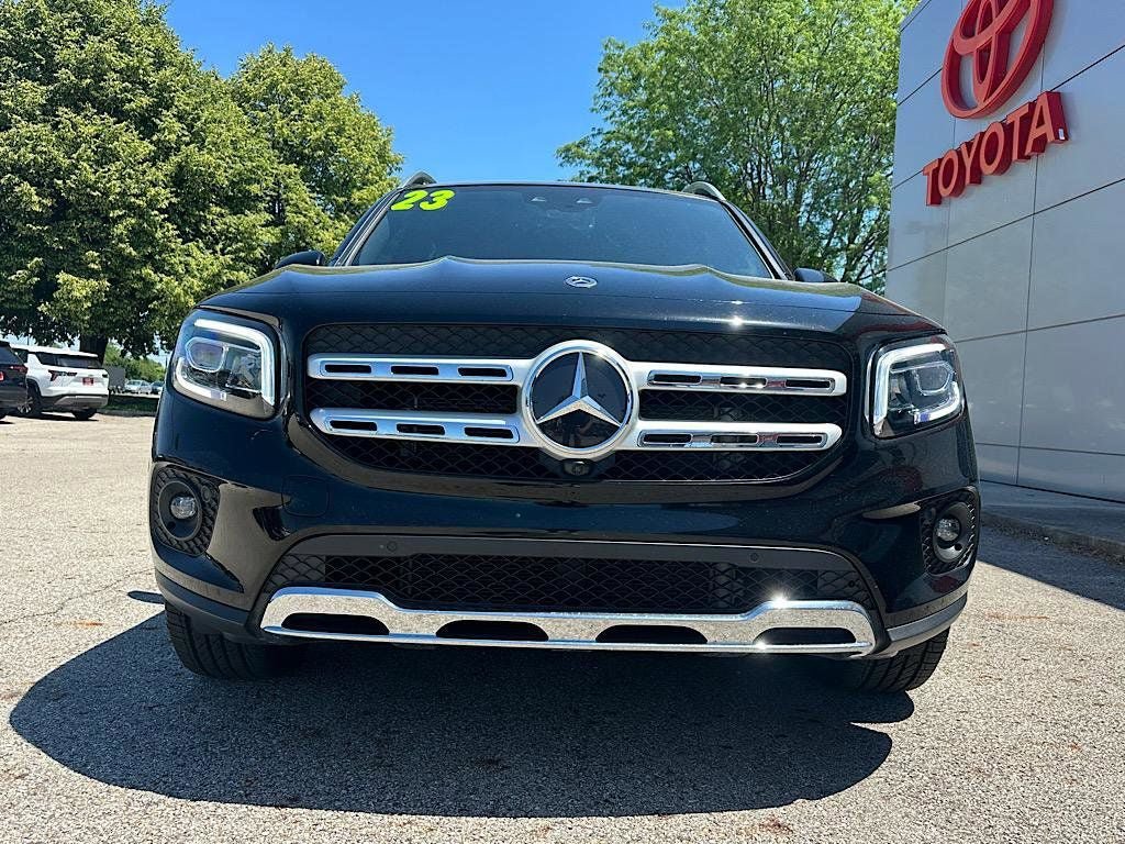 Used 2023 Mercedes-Benz GLB 250 4MATIC image 8