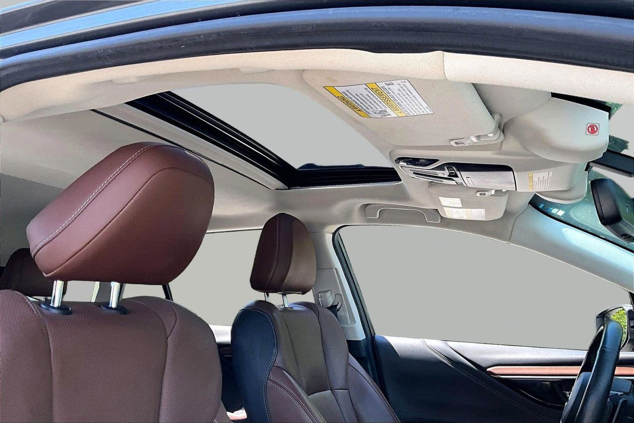 Used 2020 Subaru Outback Touring XT AWD/4WD image 16