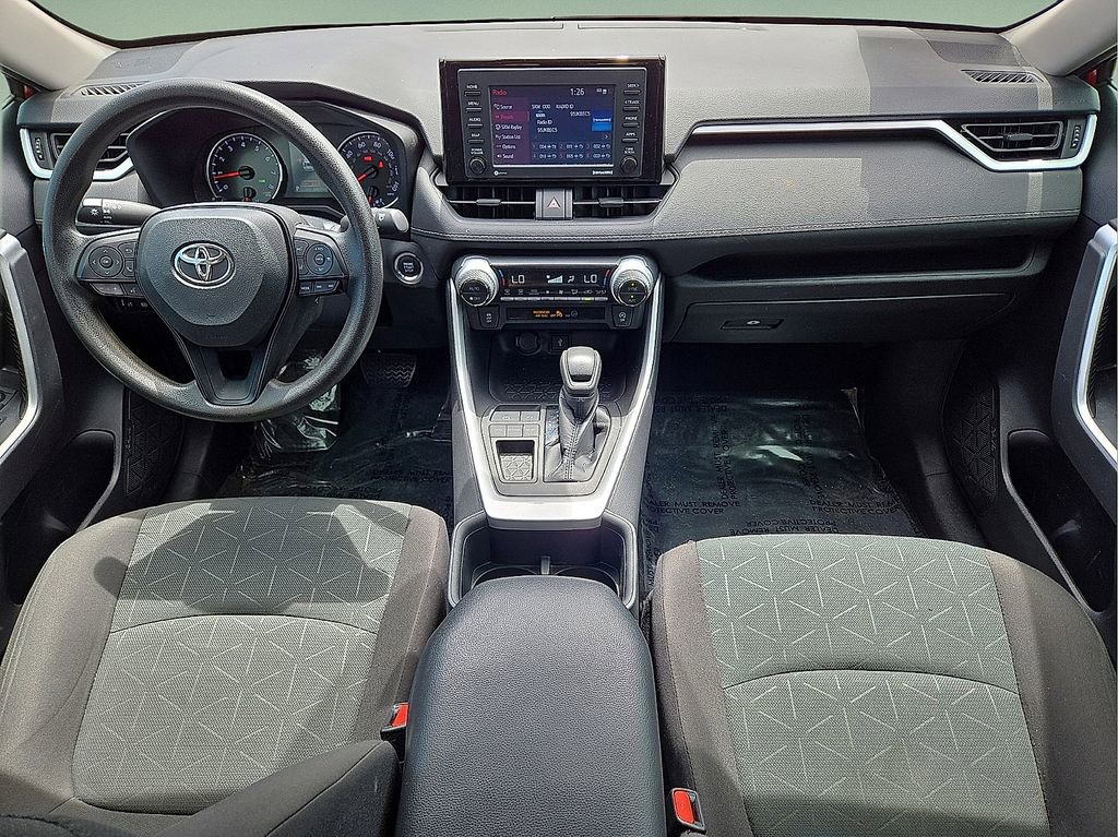Used 2022 Toyota RAV4 XLE FWD image 17